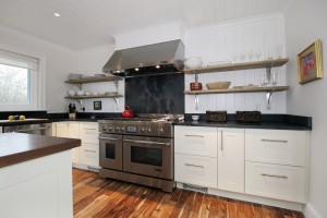 small-lib-kitchen-img_5465
